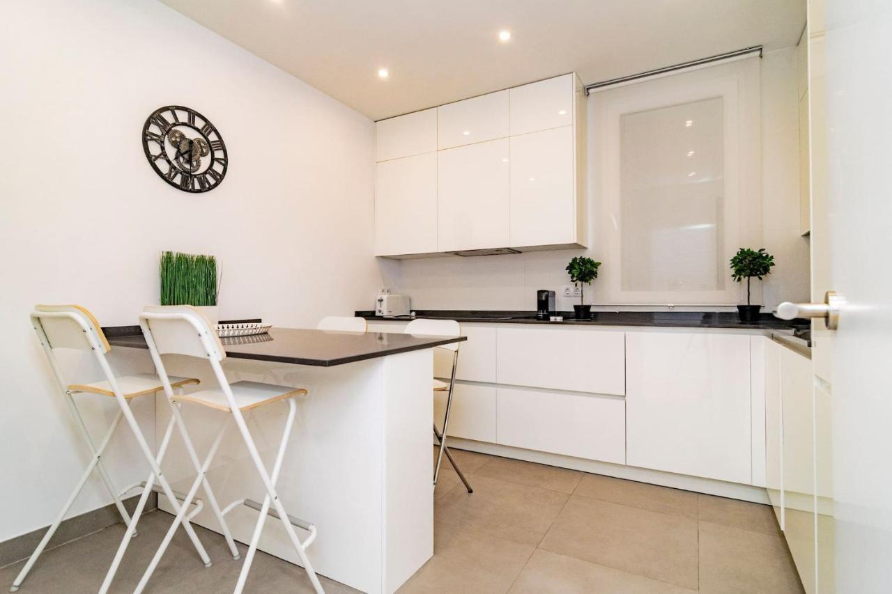 Juan Bravo Suites Madrid Buitenkant foto