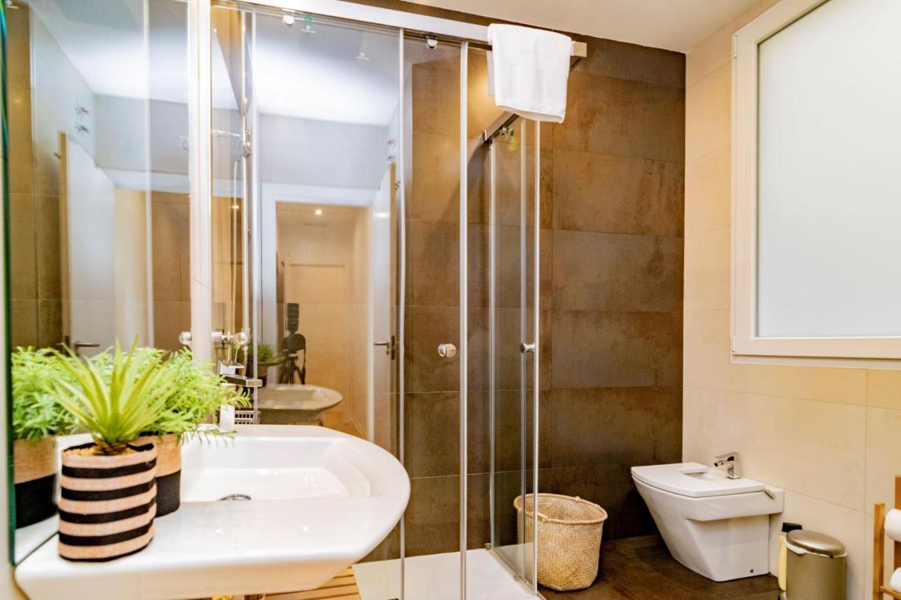 Juan Bravo Suites Madrid Buitenkant foto