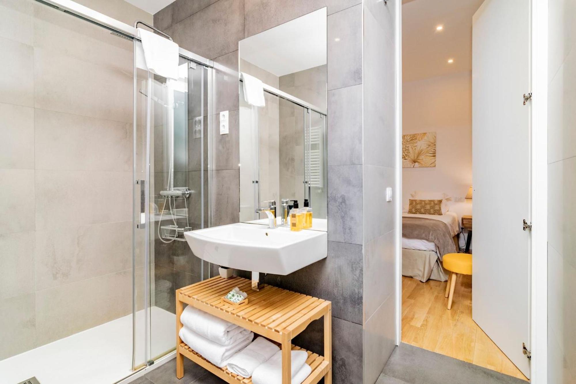 Juan Bravo Suites Madrid Buitenkant foto