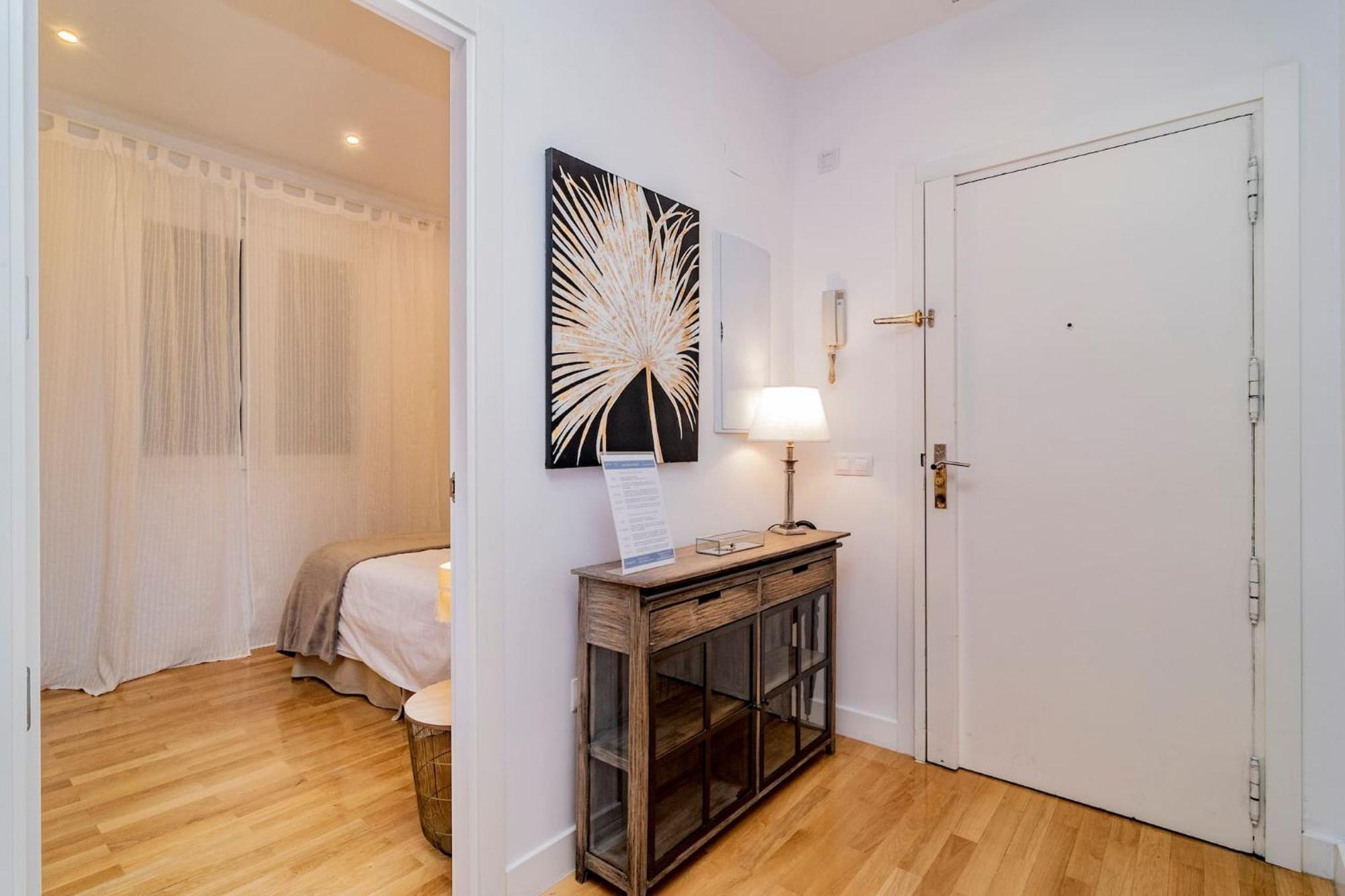 Juan Bravo Suites Madrid Buitenkant foto